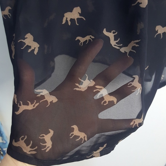See-through top in black with horses pattern - Picture 3 of 4